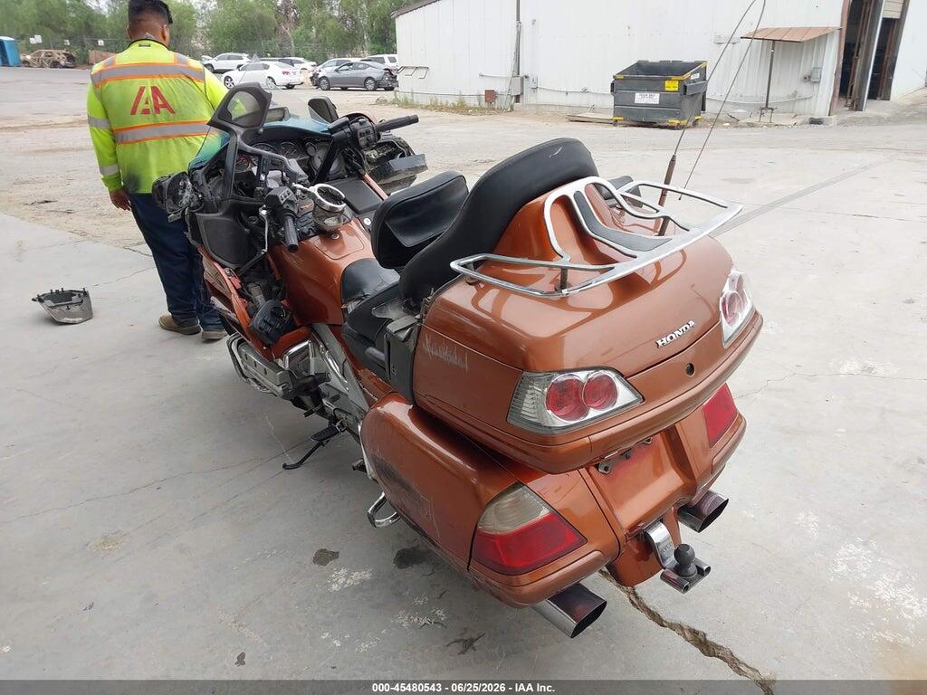 1HFSC47L77A607367 2007 HONDA GL1800 photo no. 3