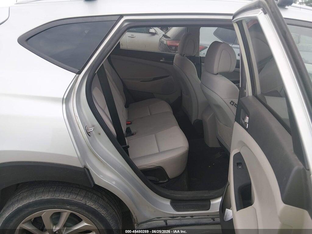 KM8J3CA46JU670849 2018 HYUNDAI TUCSON photo no. 8