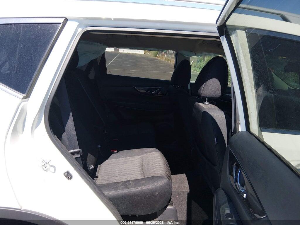 5N1AT2MV4HC774576 2017 NISSAN ROGUE photo no. 8