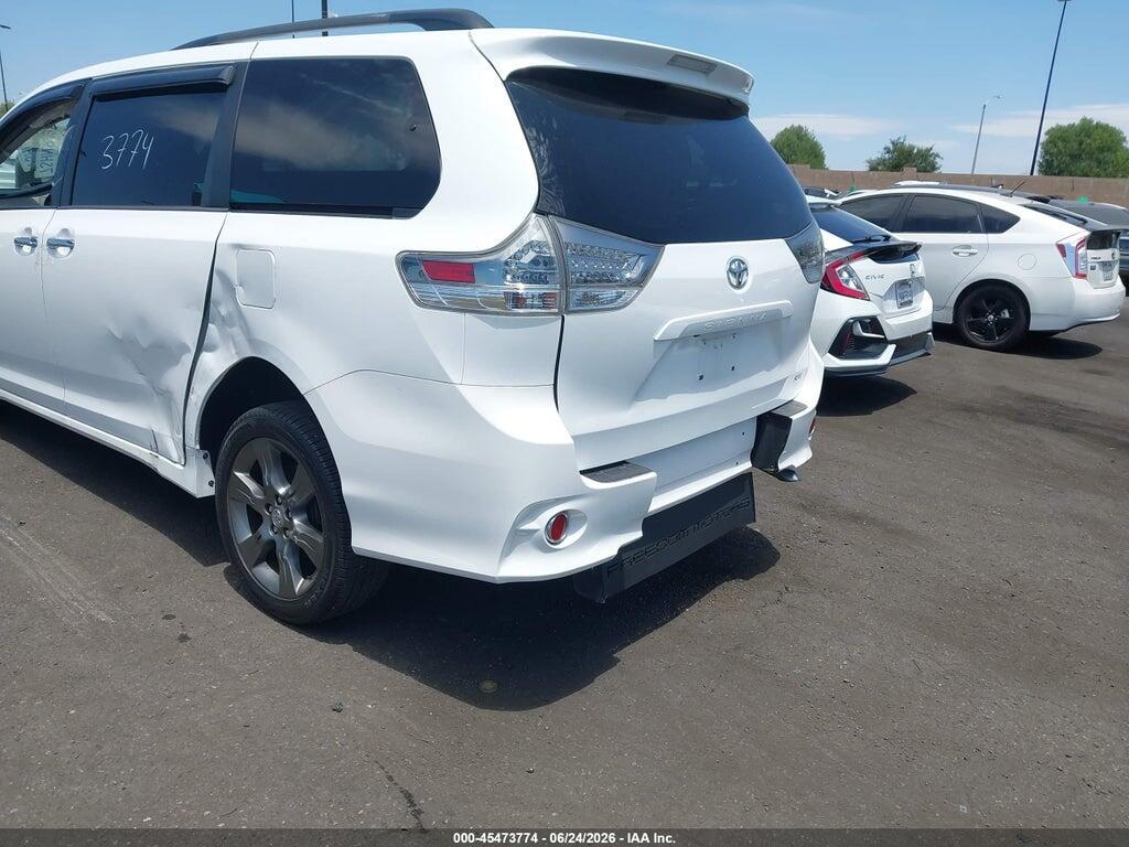 5TDXK3DC9ES413425 2014 TOYOTA SIENNA photo no. 3