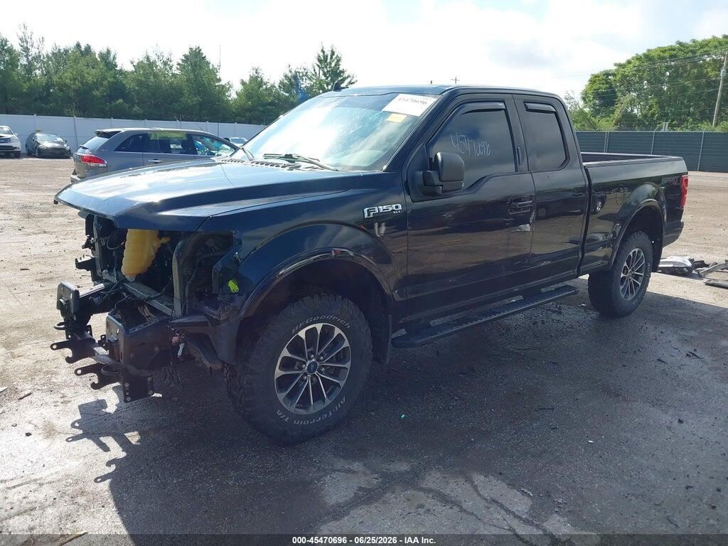 1FTFX1E55JKE13165 2018 FORD F-150 photo no. 2