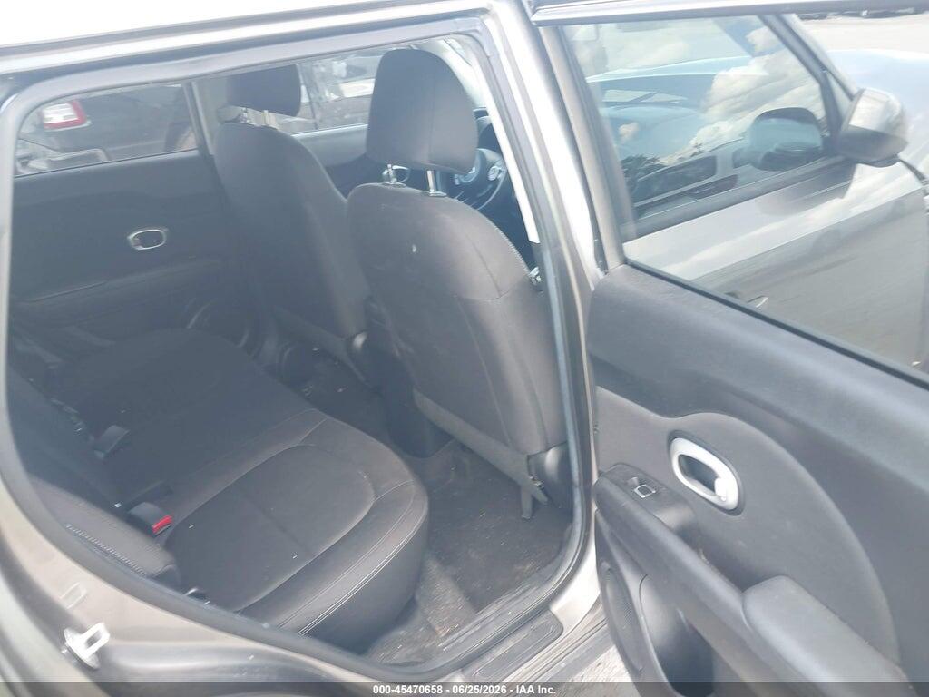 KNDJN2A22H7441407 2017 KIA SOUL photo no. 8