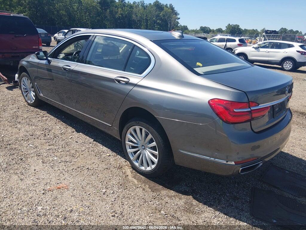 WBA7E2C59GG738526 2016 BMW 740I photo no. 3