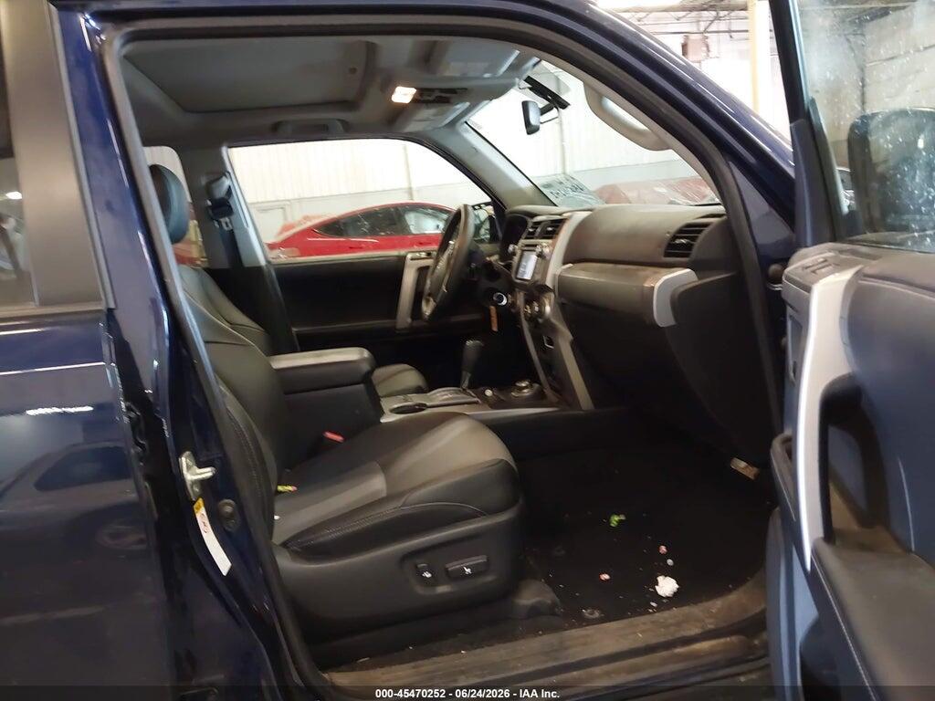 JTEBU5JR8K5688984 2019 TOYOTA 4RUNNER photo no. 5