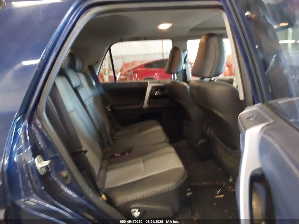 JTEBU5JR8K5688984 2019 TOYOTA 4RUNNER photo no. 8