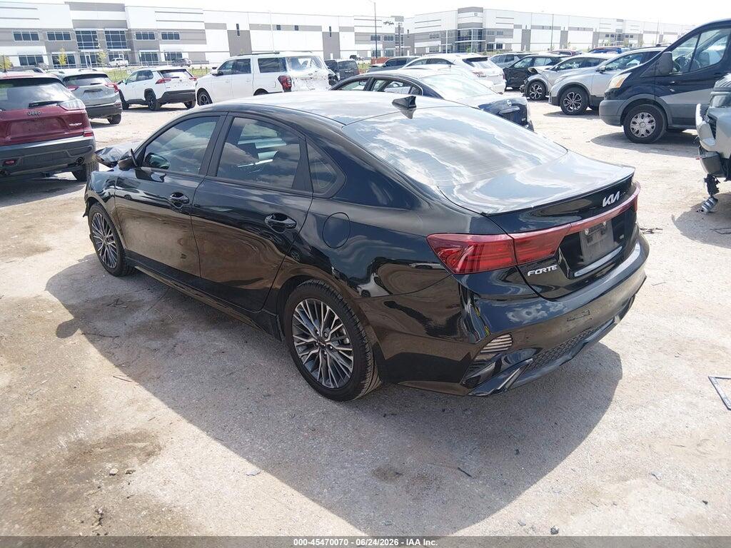 3KPF54AD8PE623520 2023 KIA FORTE photo no. 3