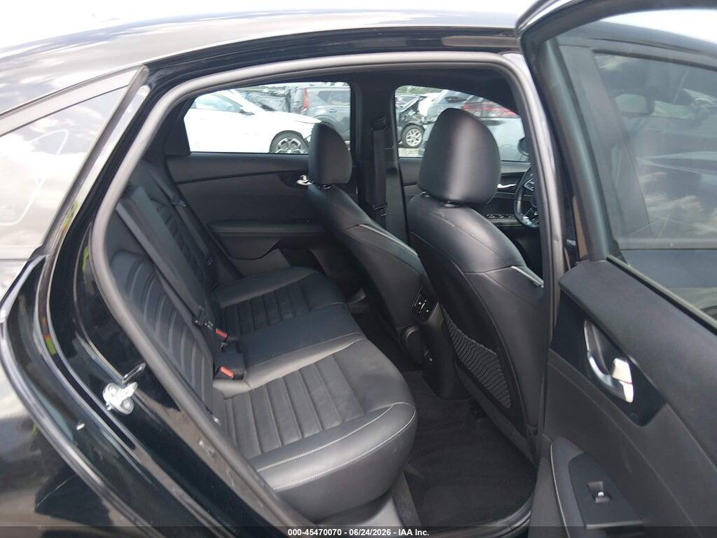 3KPF54AD8PE623520 2023 KIA FORTE photo no. 8