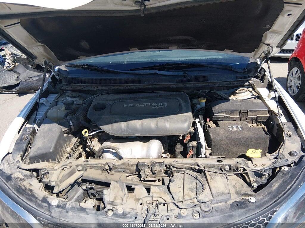 1C3CCCAB8GN160585 2016 CHRYSLER 200 photo no. 10