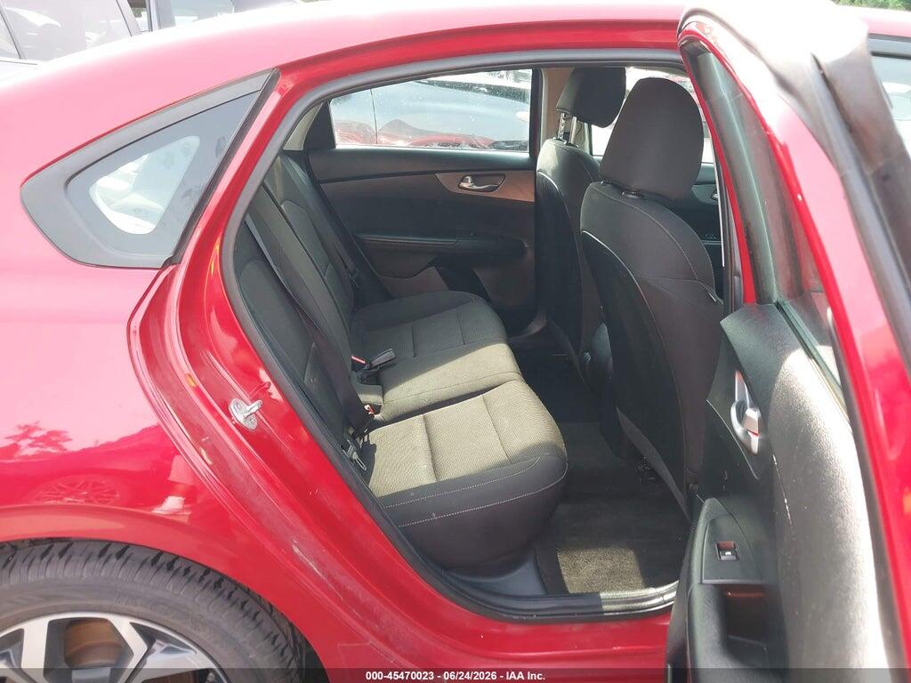 3KPF24AD4KE135960 2019 KIA FORTE photo no. 8
