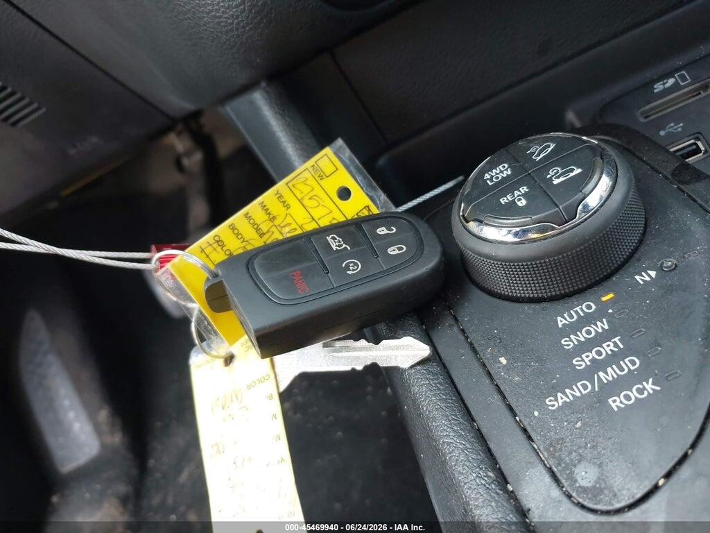 1C4PJMBS1EW275754 2014 JEEP CHEROKEE photo no. 11