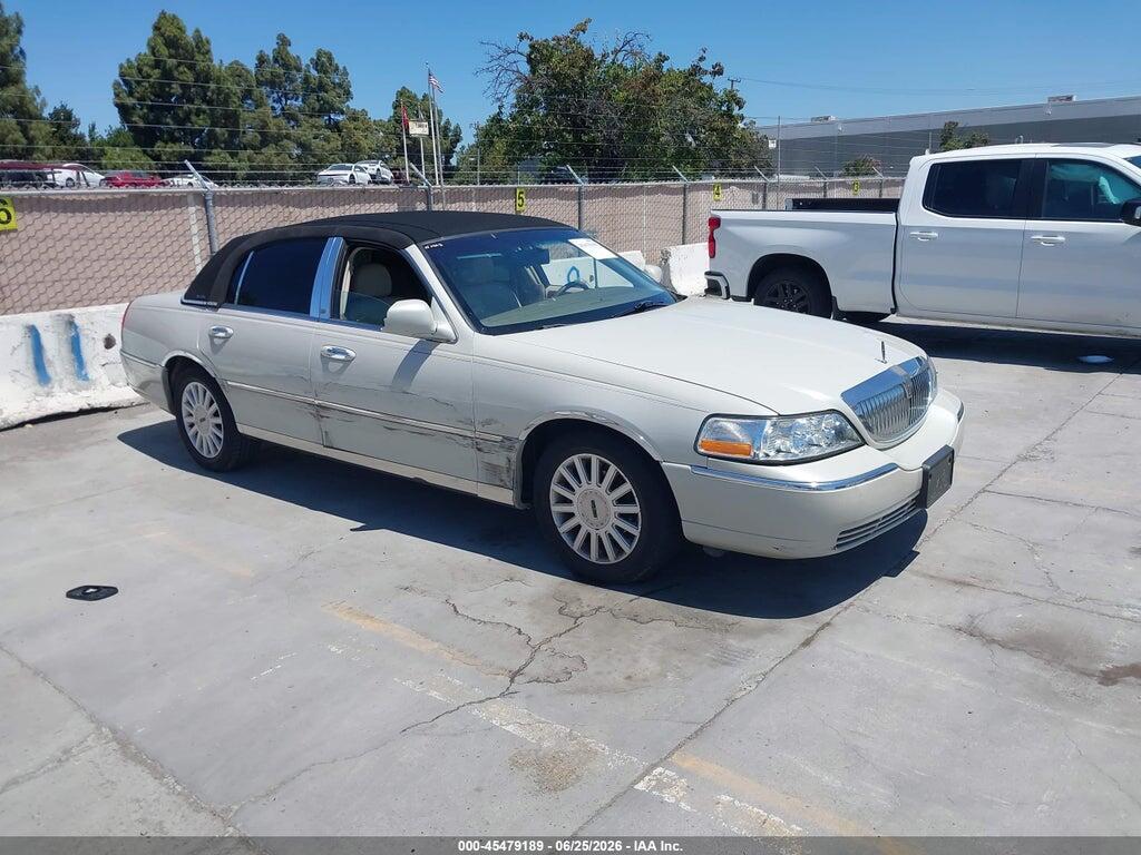 1LNHM81W25Y627697 2005 LINCOLN TOWN CAR photo no. 1