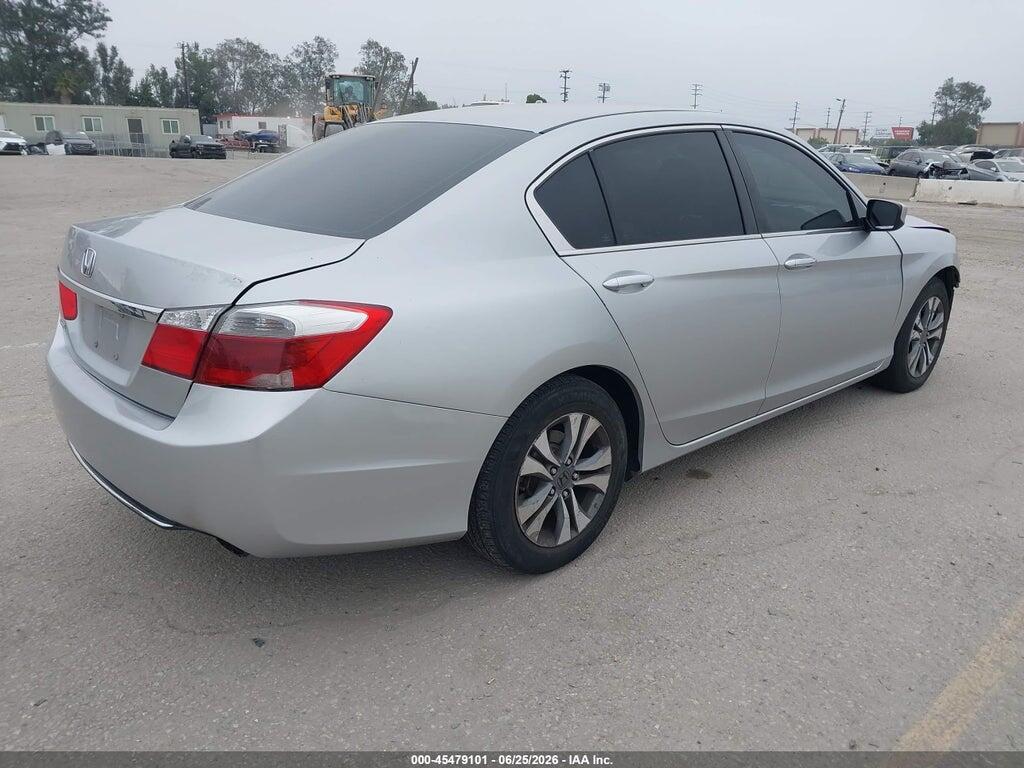 1HGCR2F33DA167714 2013 HONDA ACCORD photo no. 4