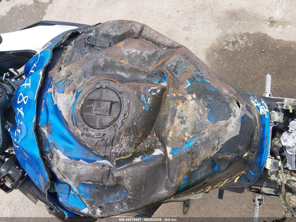 JS1GT78A6D2102399 2013 SUZUKI GSX-R1000 photo no. 12