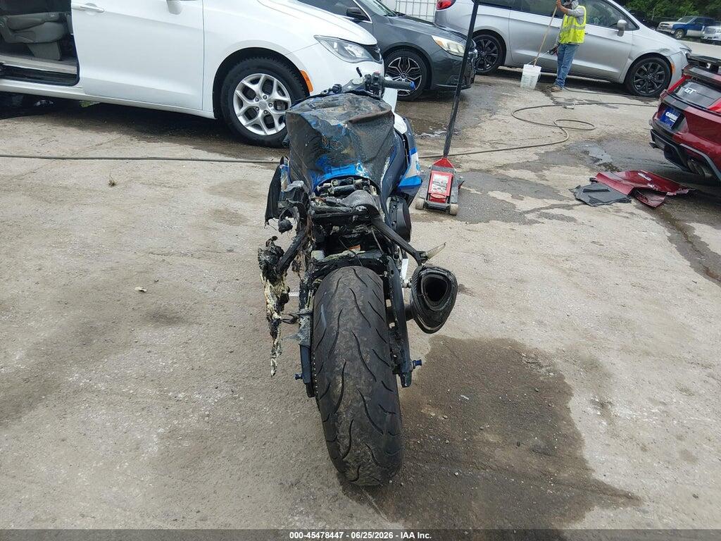 JS1GT78A6D2102399 2013 SUZUKI GSX-R1000 photo no. 6