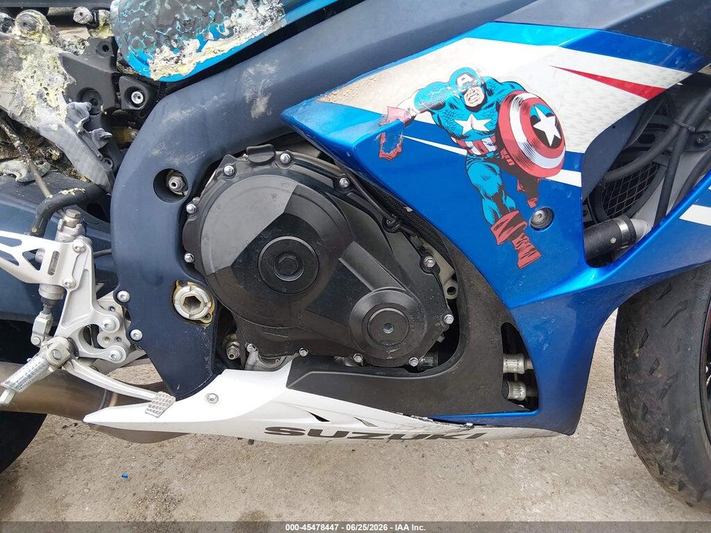 JS1GT78A6D2102399 2013 SUZUKI GSX-R1000 photo no. 8