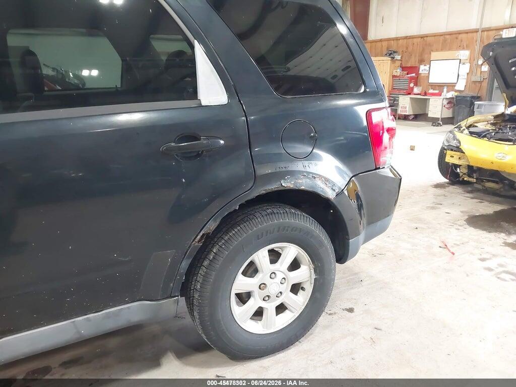 4F2CZ02Z28KM11219 2008 MAZDA TRIBUTE photo no. 6