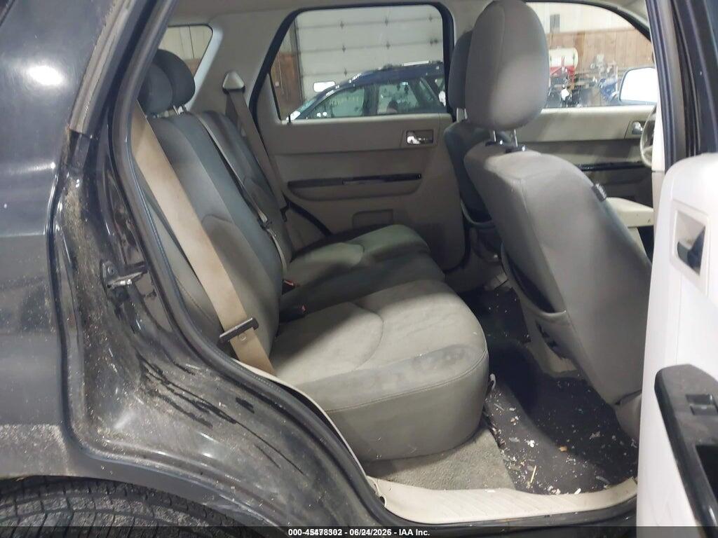 4F2CZ02Z28KM11219 2008 MAZDA TRIBUTE photo no. 8