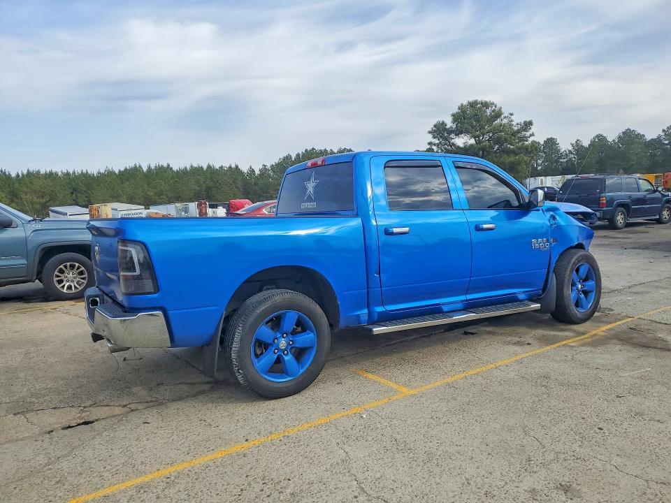 2022 RAM 1500 CLASSIC TRADESMAN — Фото 3 из 12