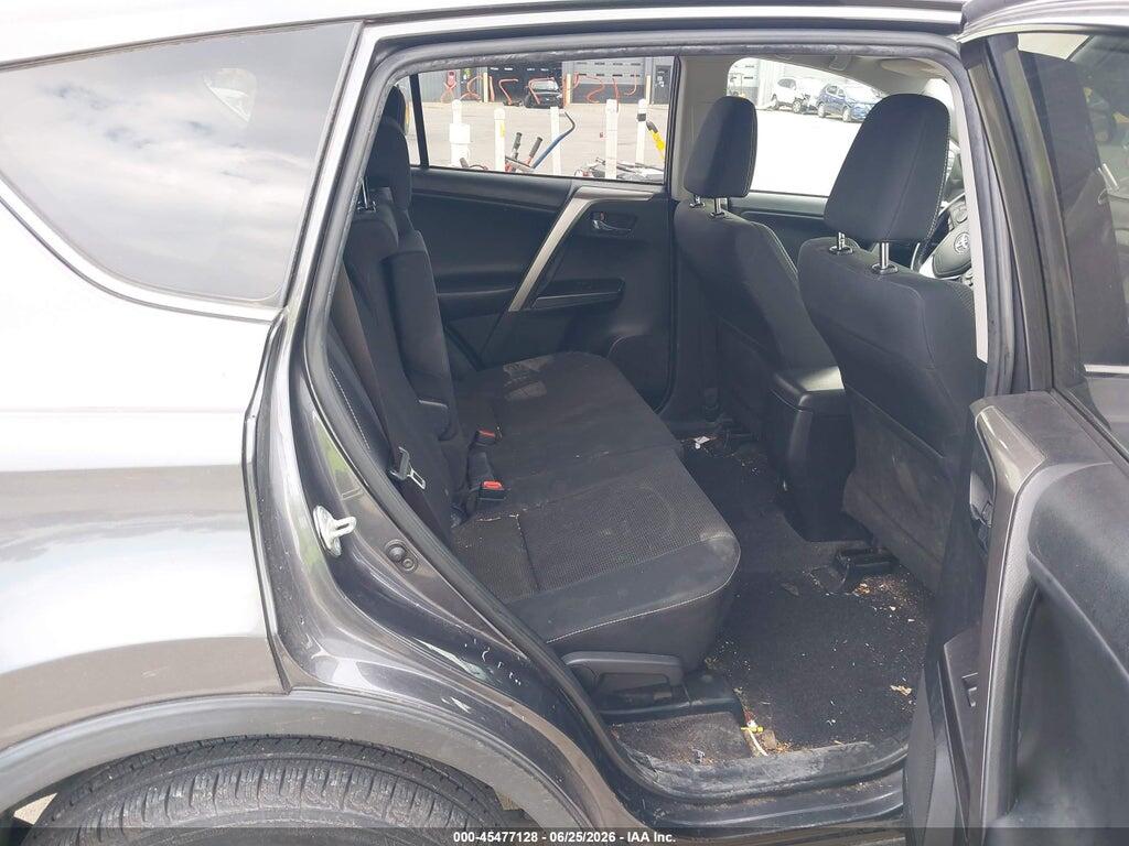 JTMRFREV0HJ172355 2017 TOYOTA RAV4 photo no. 8