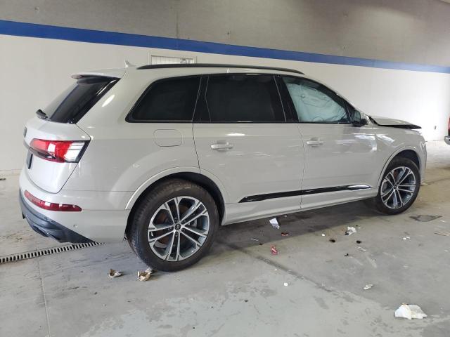 2025 AUDI Q7 PREMIUM PLUS — Фото 3 из 13