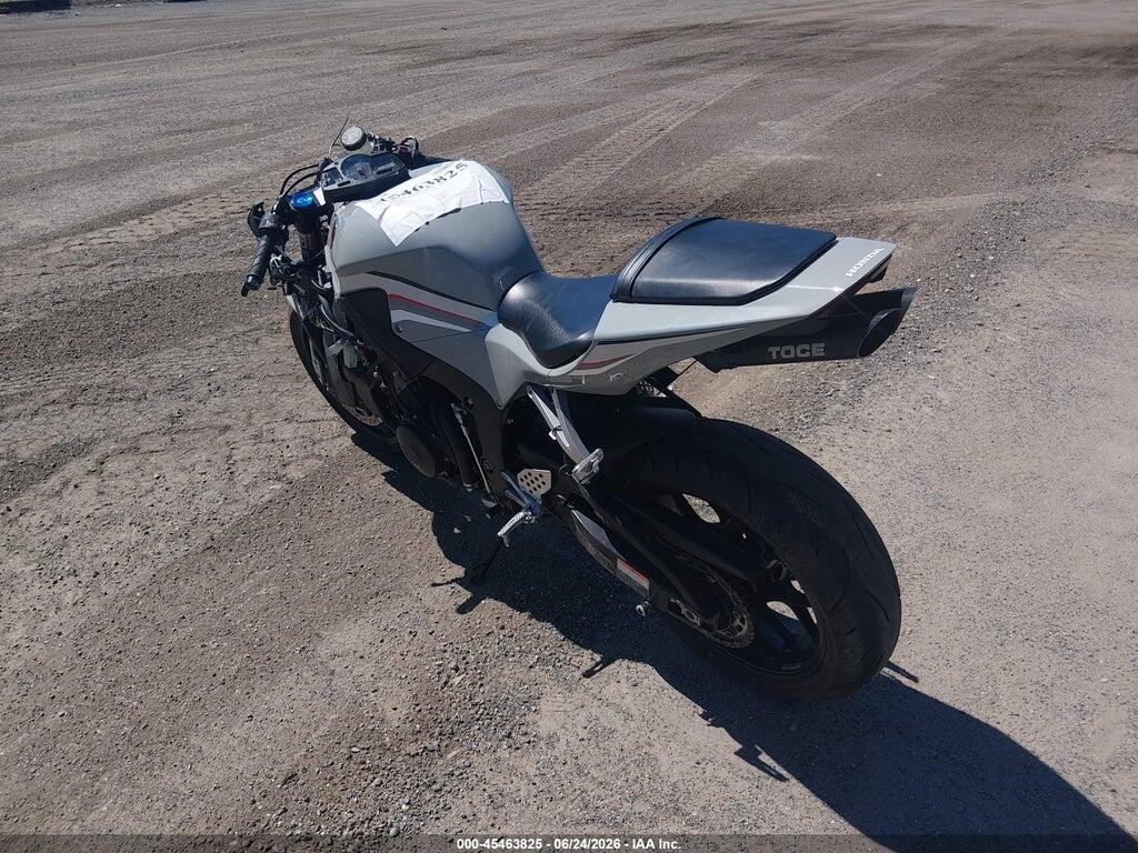JH2PC40H4TK301714 2026 HONDA CBR600 photo no. 3