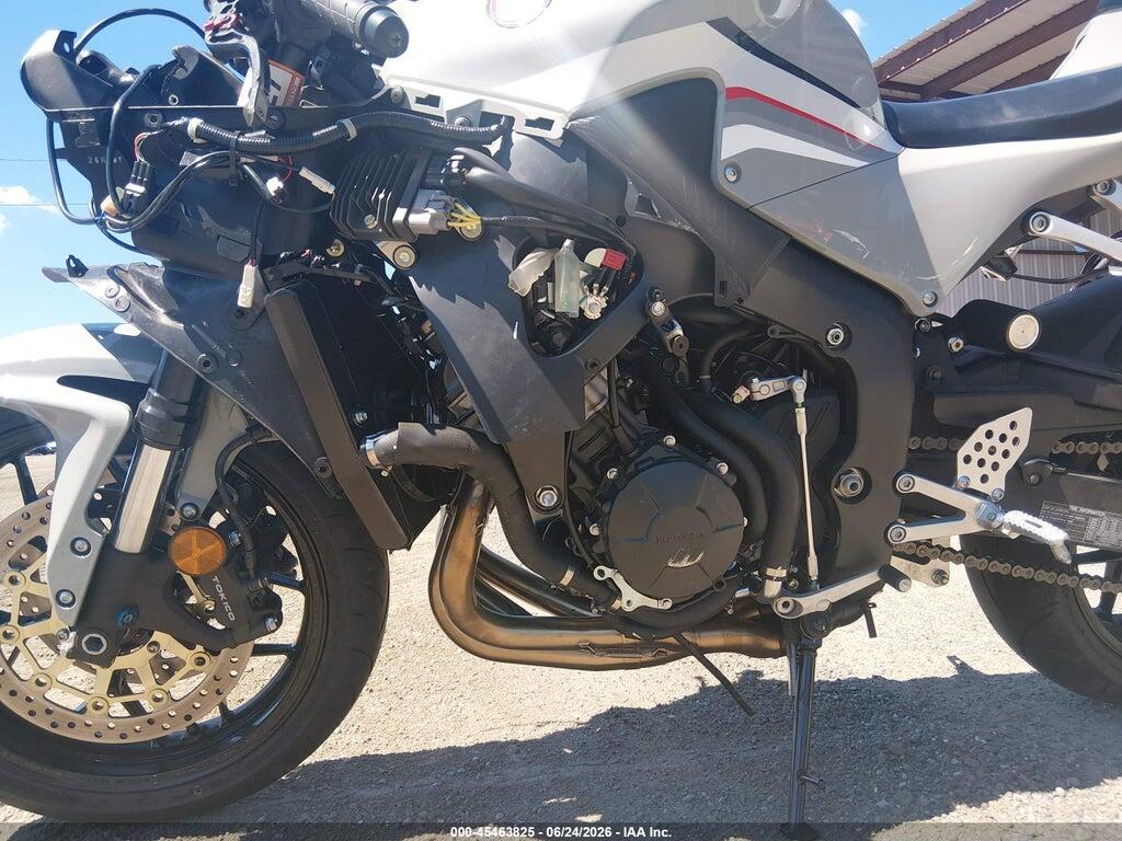 JH2PC40H4TK301714 2026 HONDA CBR600 photo no. 9