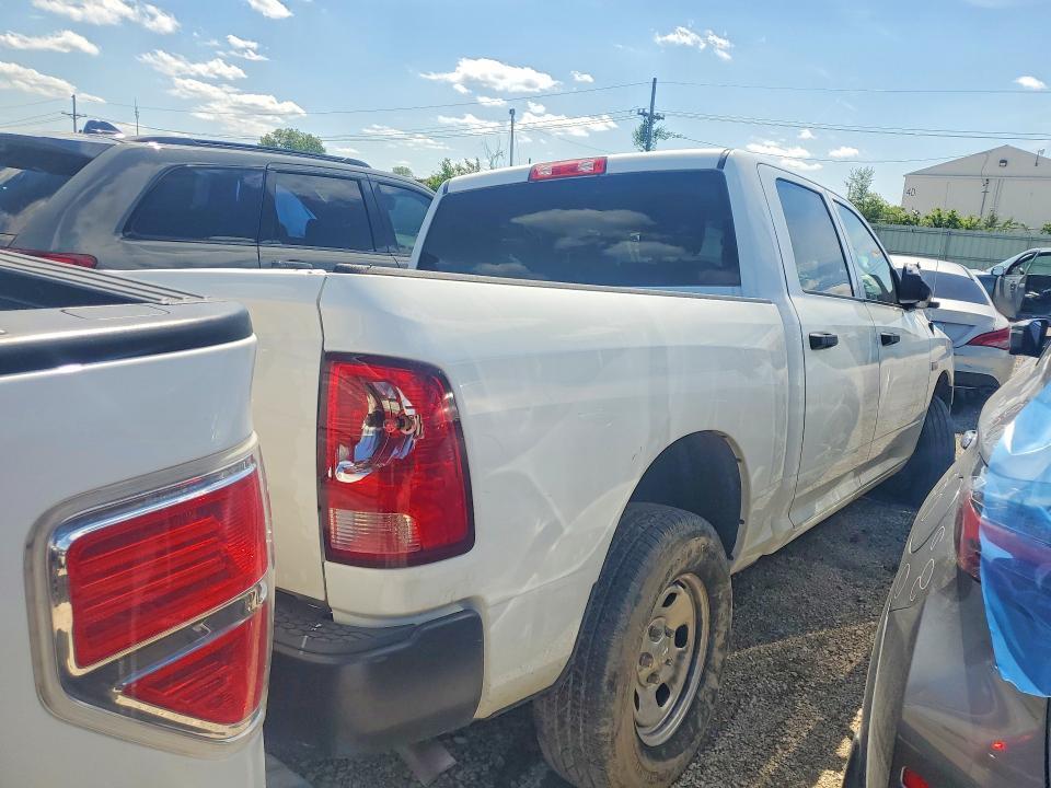 2022 RAM 1500 CLASSIC — Фото 3 из 12