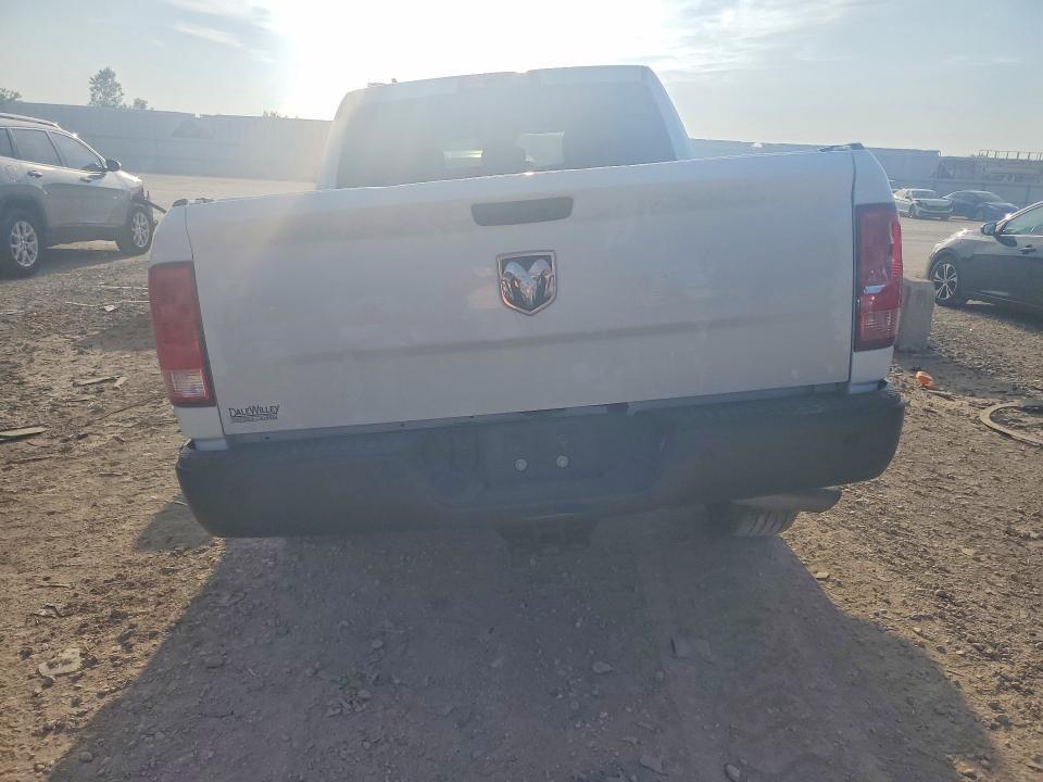 2022 RAM 1500 CLASSIC — Фото 6 из 12