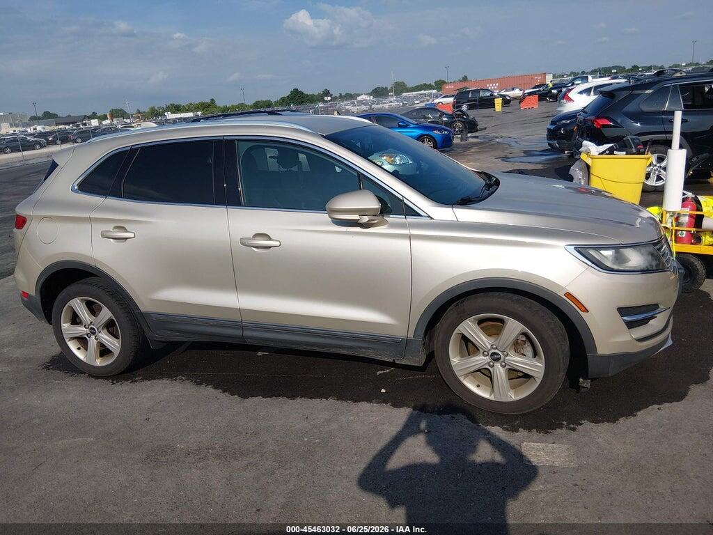 5LMCJ1C95HUL22219 2017 LINCOLN MKC photo no. 12