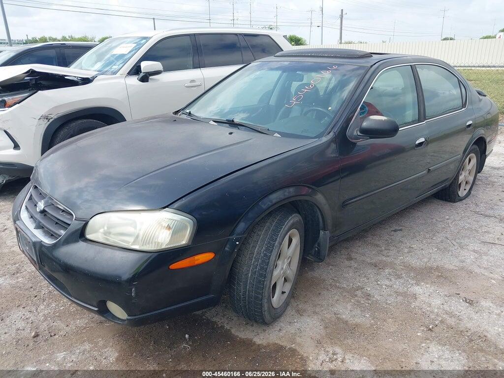 JN1CA31D6YT758399 2000 NISSAN MAXIMA photo no. 2