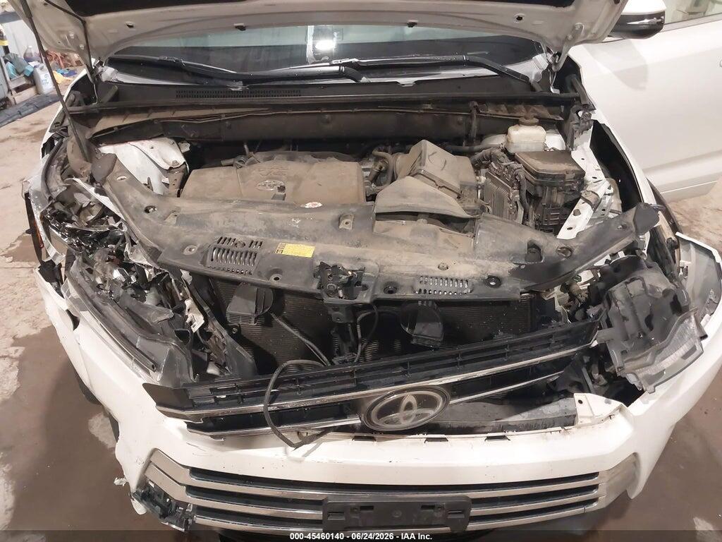 5TDDZRFH8JS801444 2018 TOYOTA HIGHLANDER photo no. 10