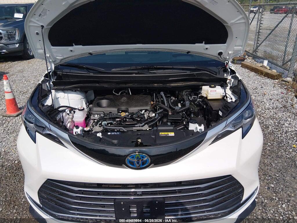 5TDERKECXSS254101 2025 TOYOTA SIENNA photo no. 10