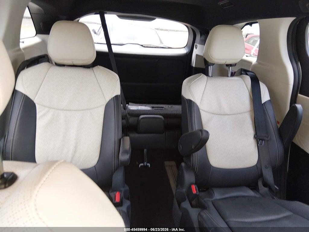 5TDERKECXSS254101 2025 TOYOTA SIENNA photo no. 8