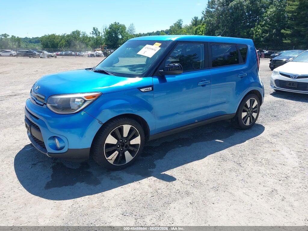 KNDJP3A50J7564767 2018 KIA SOUL photo no. 2