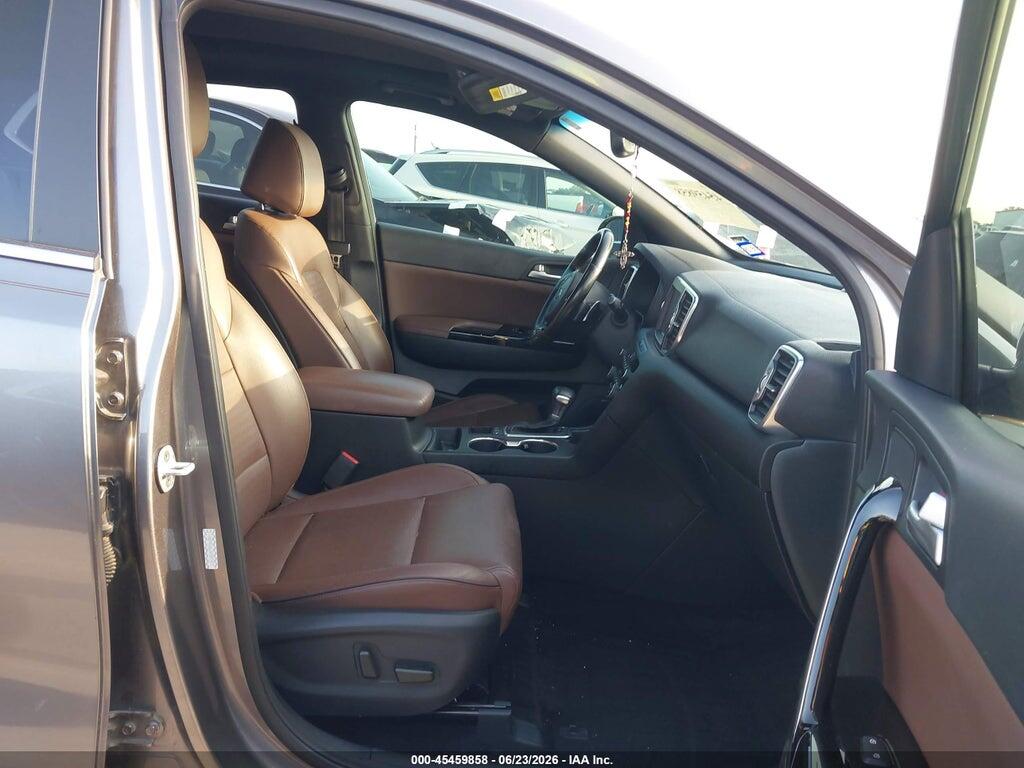 KNDPRCA61H7097477 2017 KIA SPORTAGE photo no. 5