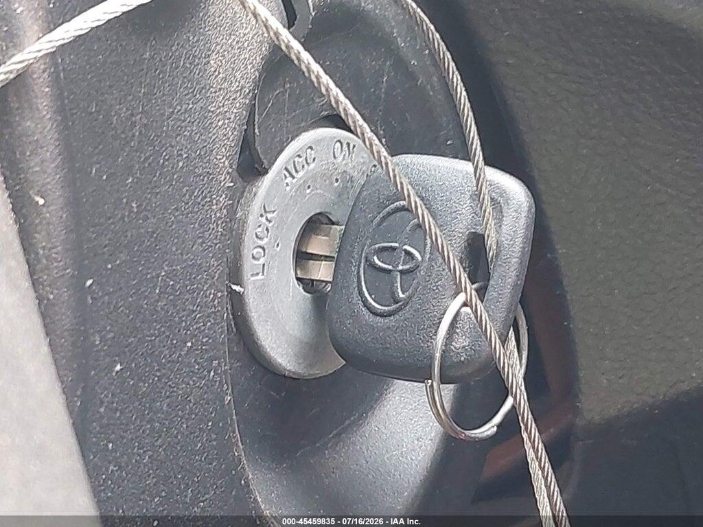 JTDBT4K31A1355558 2010 TOYOTA YARIS photo no. 11