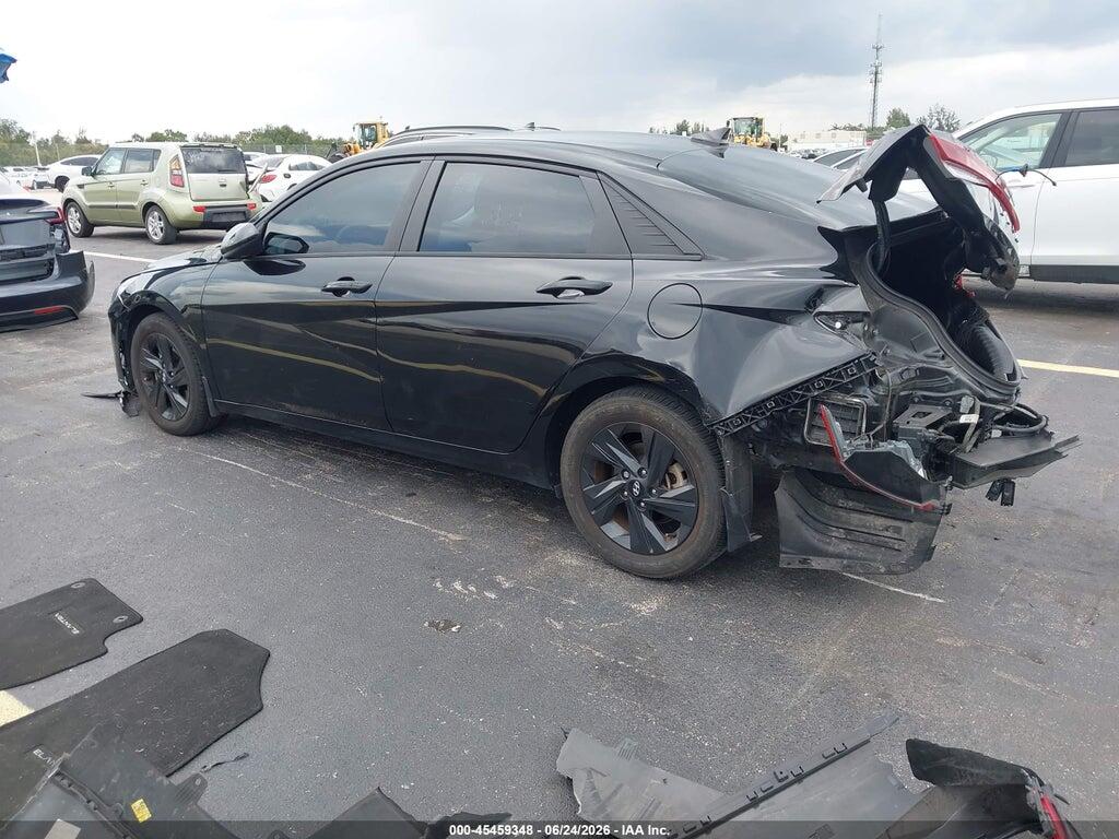 KMHLM4AG3PU381894 2023 HYUNDAI ELANTRA photo no. 3