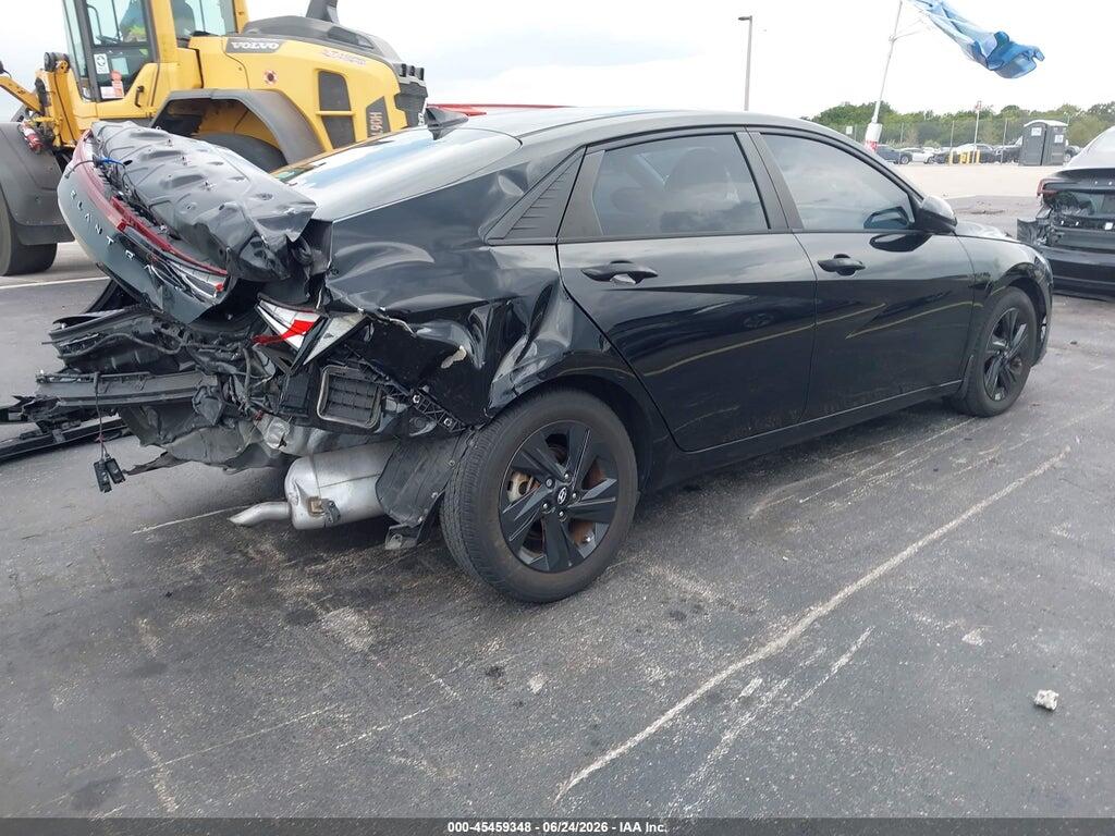 KMHLM4AG3PU381894 2023 HYUNDAI ELANTRA photo no. 4