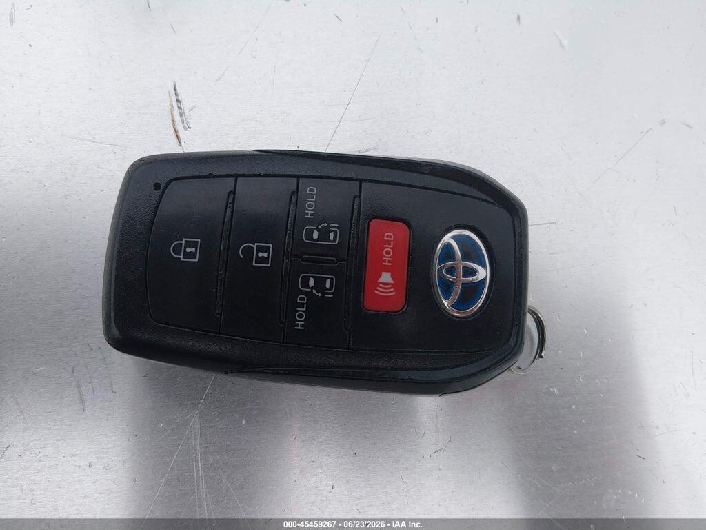 5TDKRKECXMS043146 2021 TOYOTA SIENNA photo no. 11