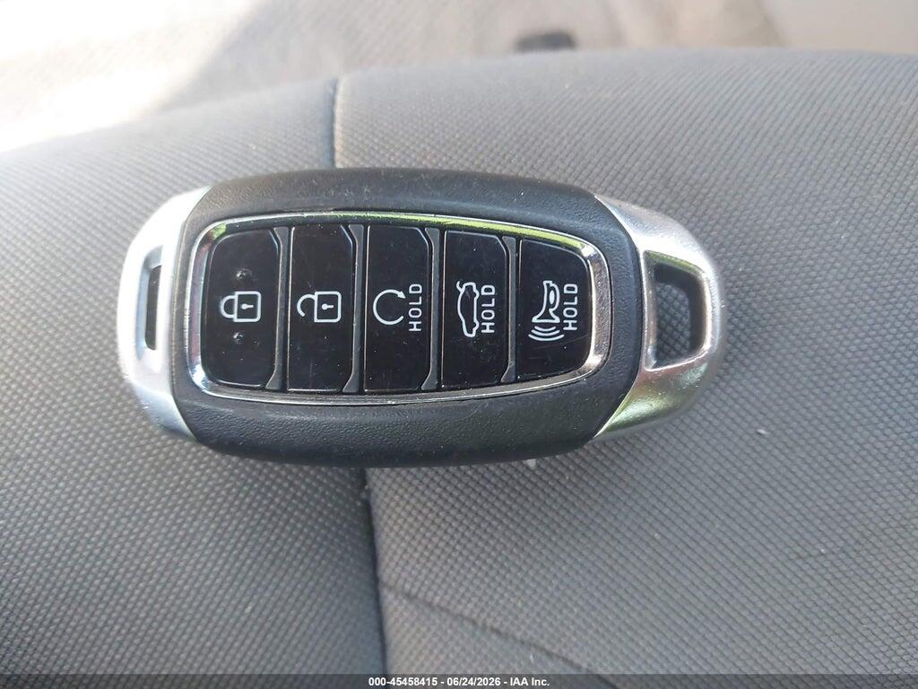 KMHLM4AG3NU322082 2022 HYUNDAI ELANTRA photo no. 11