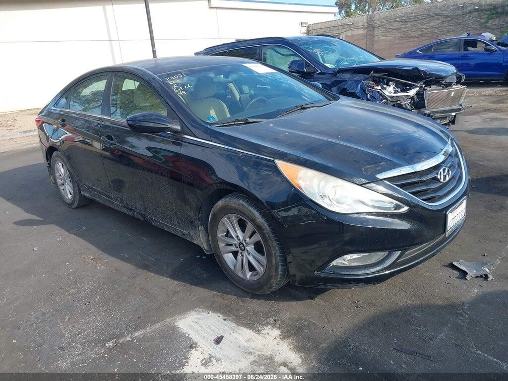 5NPEB4AC2DH661568 2013 HYUNDAI SONATA photo no. 1