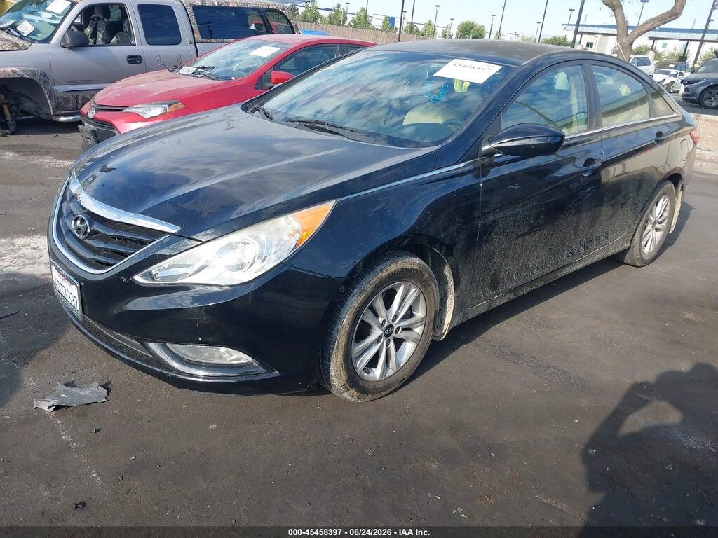5NPEB4AC2DH661568 2013 HYUNDAI SONATA photo no. 2