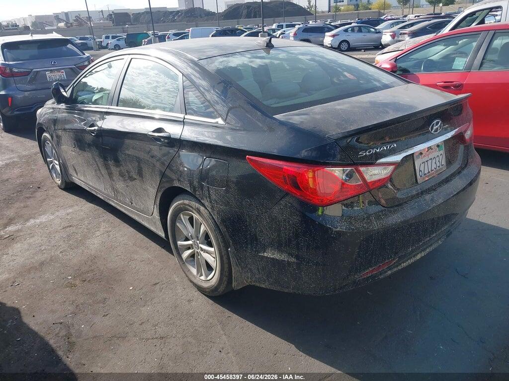 5NPEB4AC2DH661568 2013 HYUNDAI SONATA photo no. 3