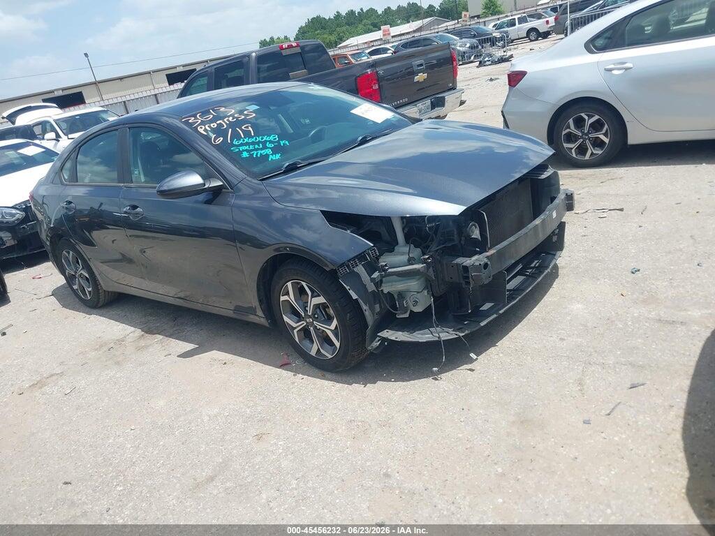 3KPF24AD7ME337758 2021 KIA FORTE photo no. 1
