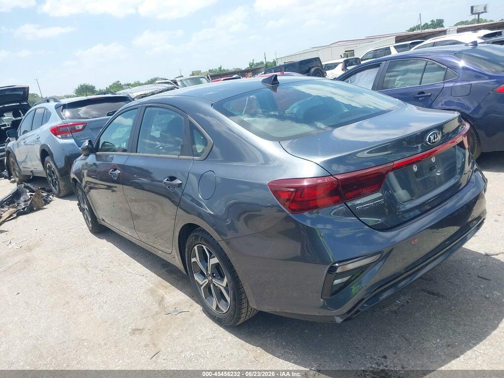 3KPF24AD7ME337758 2021 KIA FORTE photo no. 3