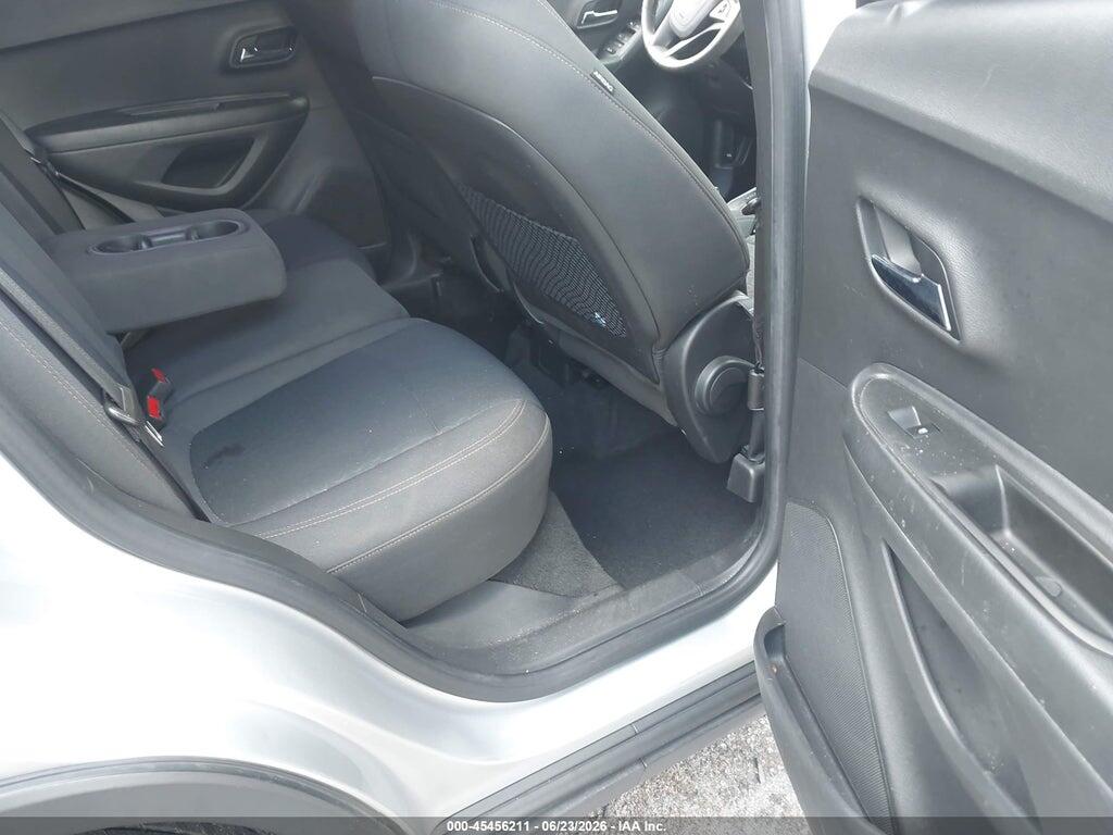 KL7CJKSB1MB325459 2021 CHEVROLET TRAX photo no. 8