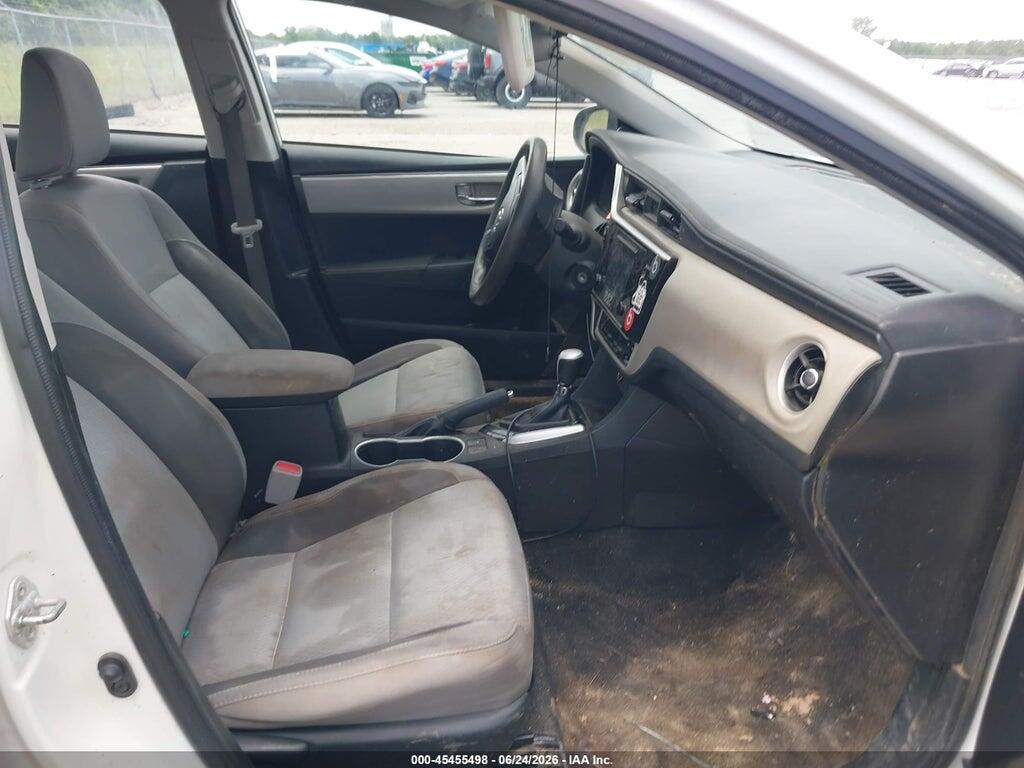 5YFBURHE7HP602168 2017 TOYOTA COROLLA photo no. 5