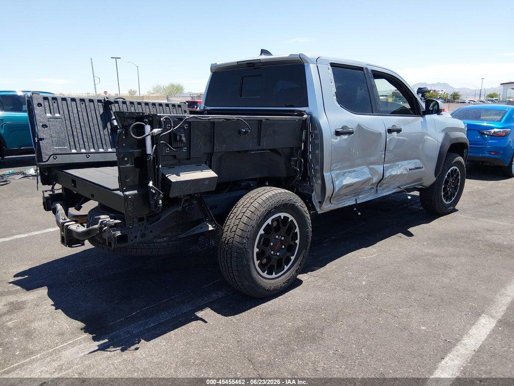 3TYLC5LNXRT013216 2024 TOYOTA TACOMA HYBRID photo no. 4