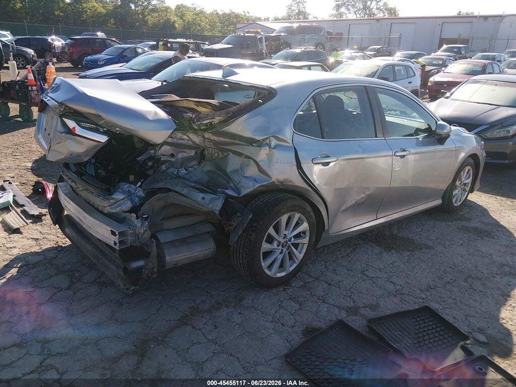 4T1C11BK2NU054779 2022 TOYOTA CAMRY photo no. 4