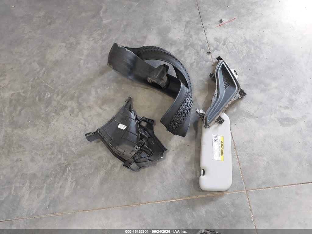 5NPDH4AE1GH697056 2016 HYUNDAI ELANTRA photo no. 12